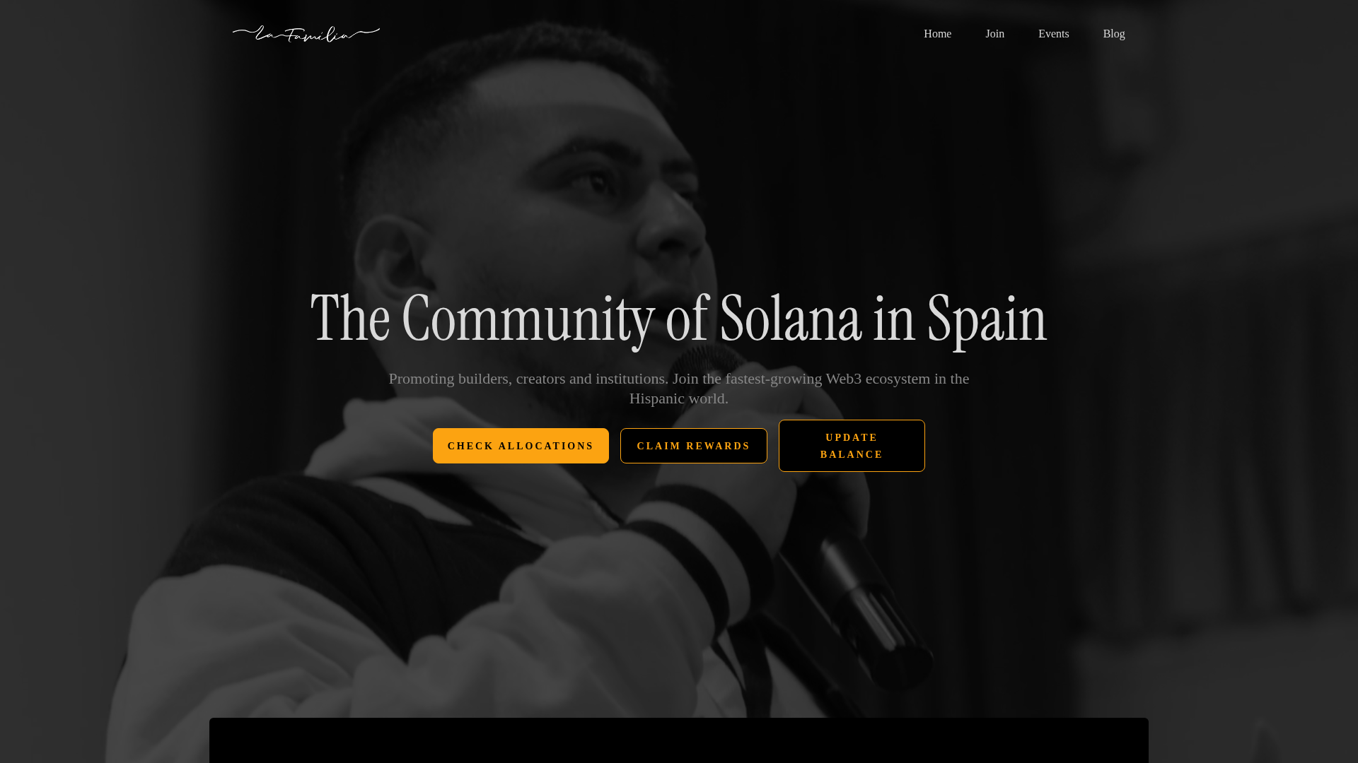 Screenshot of lafamilia-hub.live
